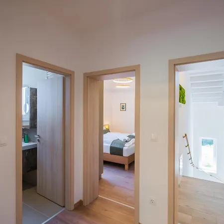 Apartment Aurea *